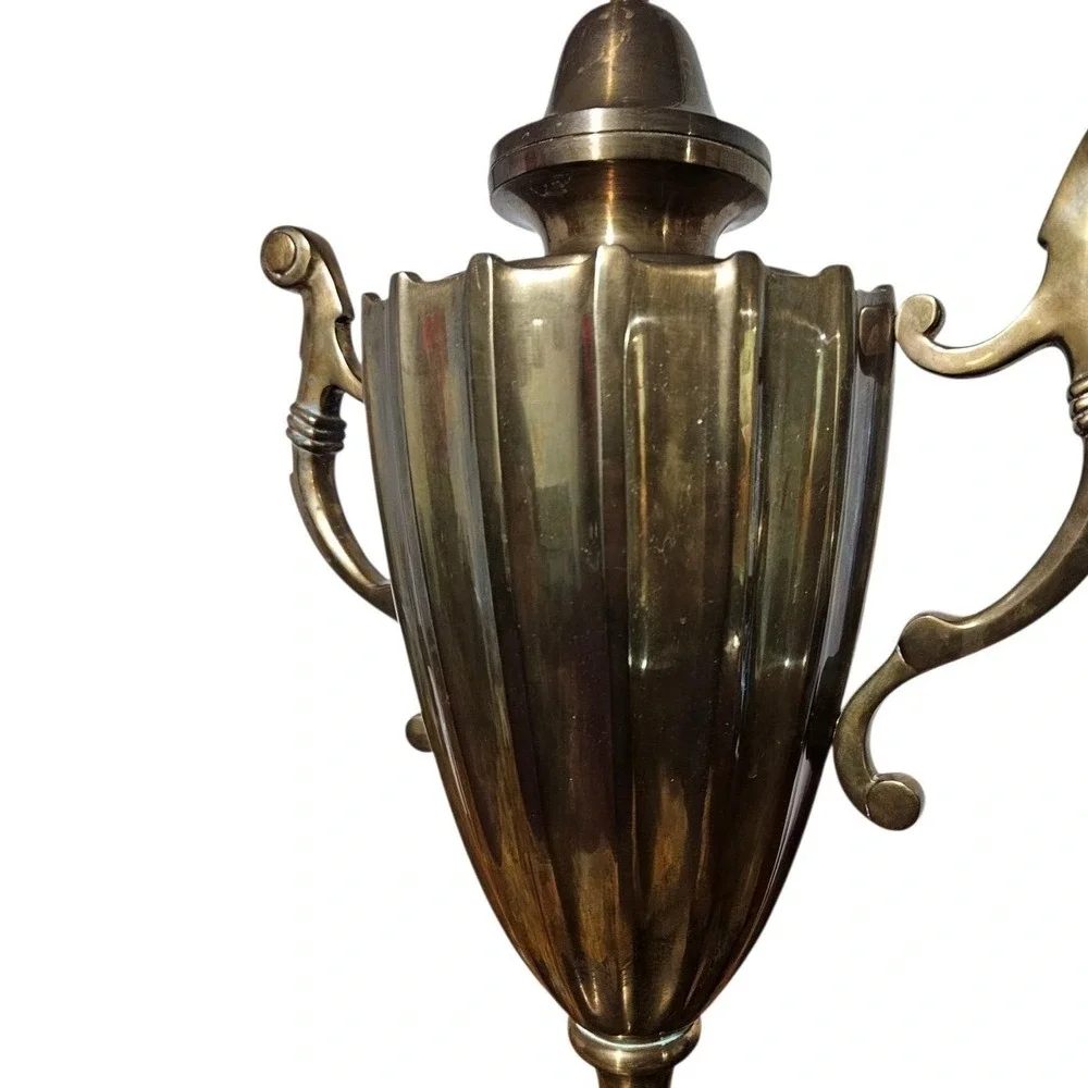 Vintage Chapman Hollywood Regency Brass Trophy Urn Table Lamp Neoclassical MCM